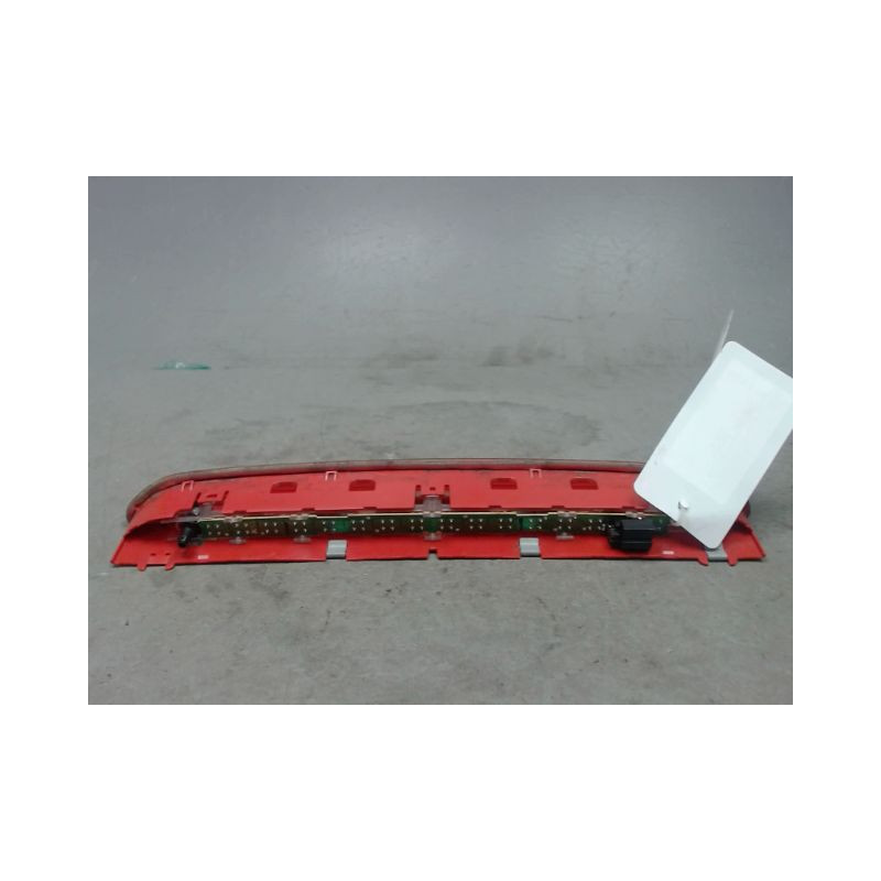 FEUX STOP SUPPLEMENTAIRE VOLKSWAGEN POLO 2009-
