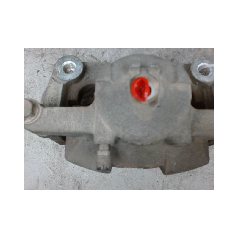 ETRIER DE FREIN AVANT DROIT NISSAN QASHQAI 1 PHASE 2 1.5 DCI - 8V