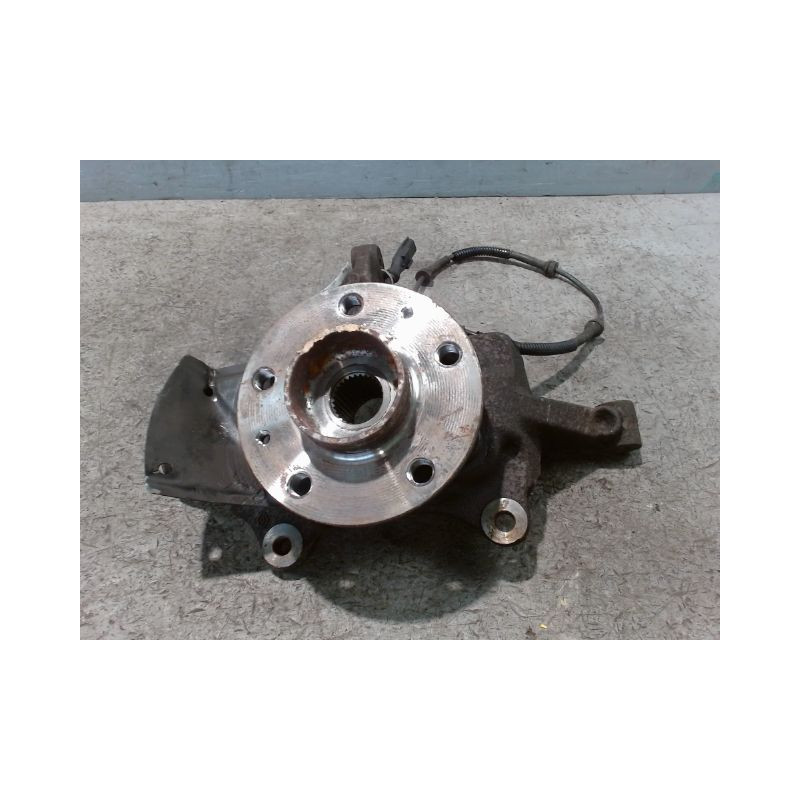 PIVOT AVANT DROIT RENAULT TRAFIC