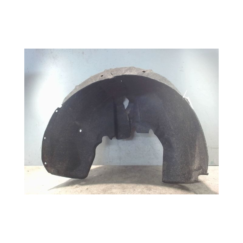 PARE-BOUE ARRIERE DROIT AUDI A4 2004-