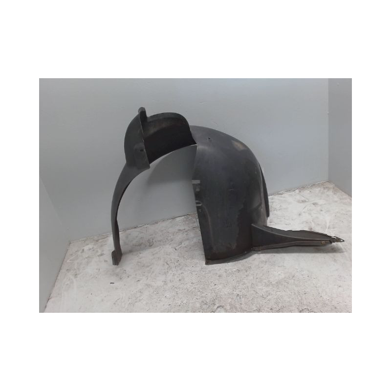 PARE-BOUE AVANT GAUCHE SKODA FABIA 2004-2007
