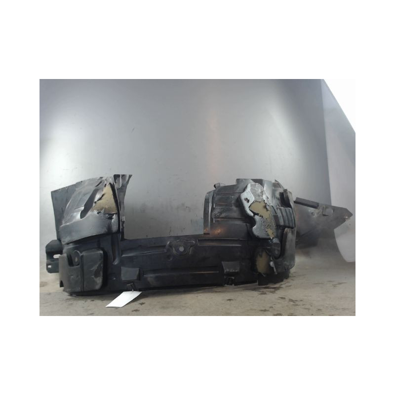 PARE-BOUE AVANT DROIT NISSAN QHASQAI 2007-