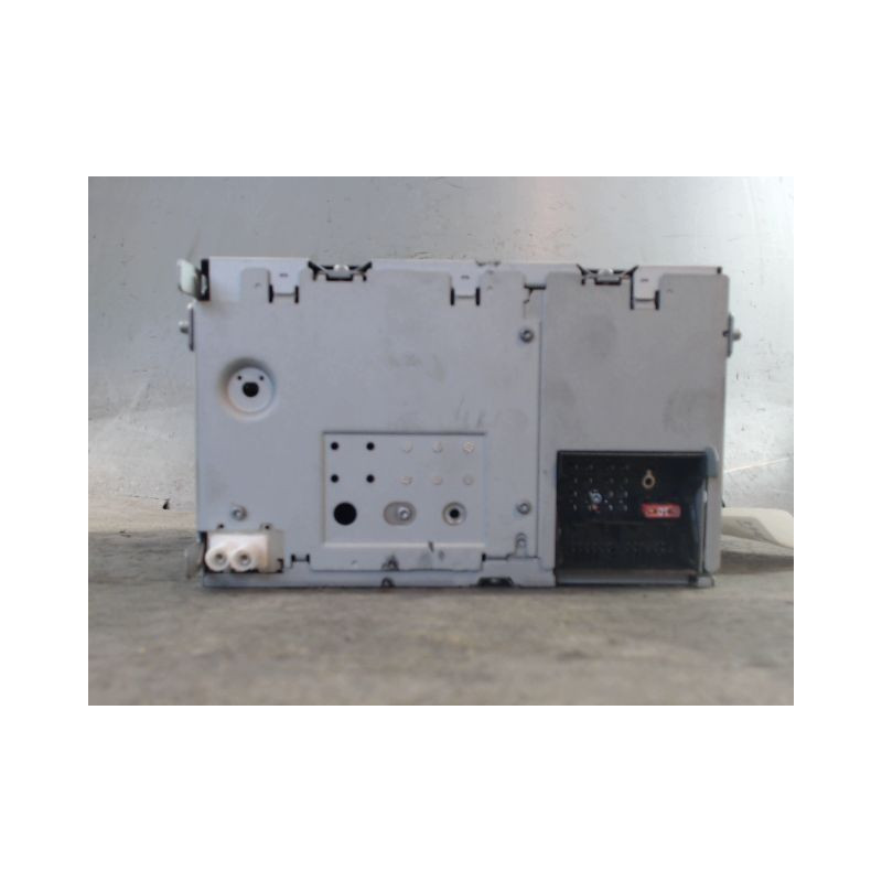 AUTORADIO VOLKSWAGEN PASSAT SW 2005-