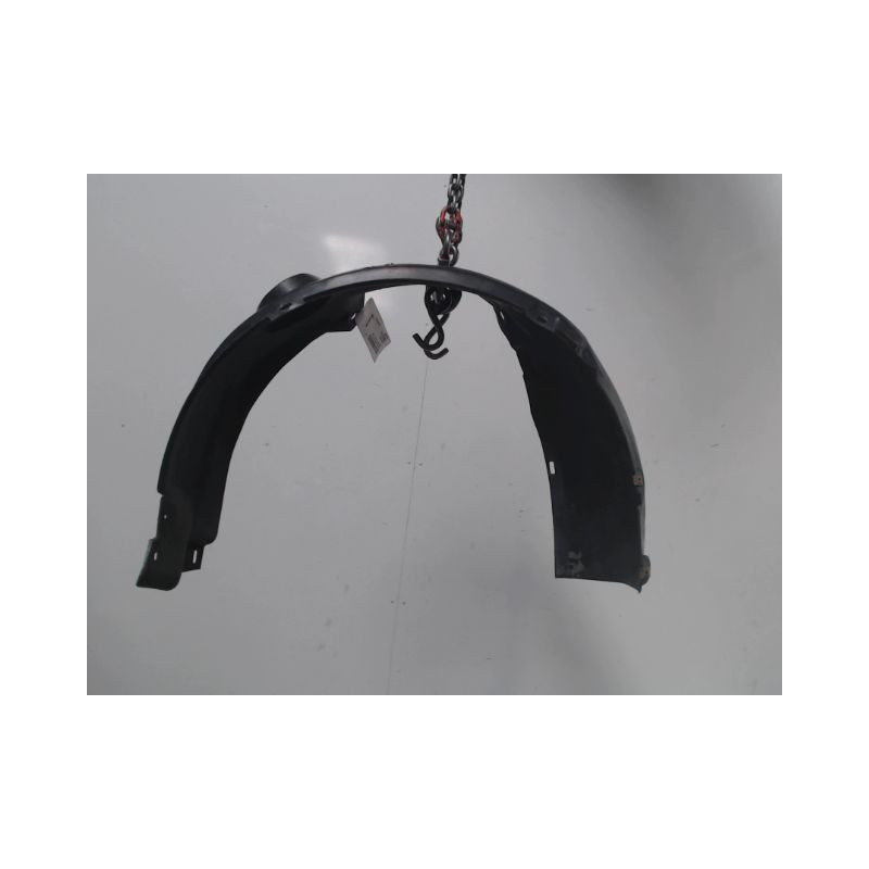 PARE-BOUE AVANT DROIT VOLKSWAGEN POLO 94-99