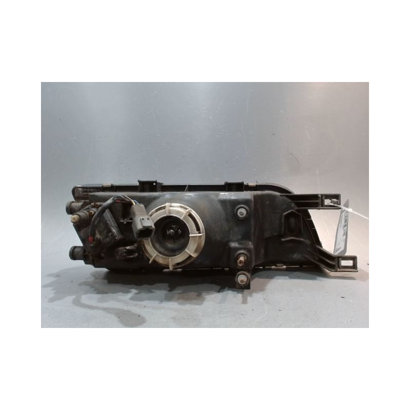 PHARE GAUCHE NISSAN ALMERA