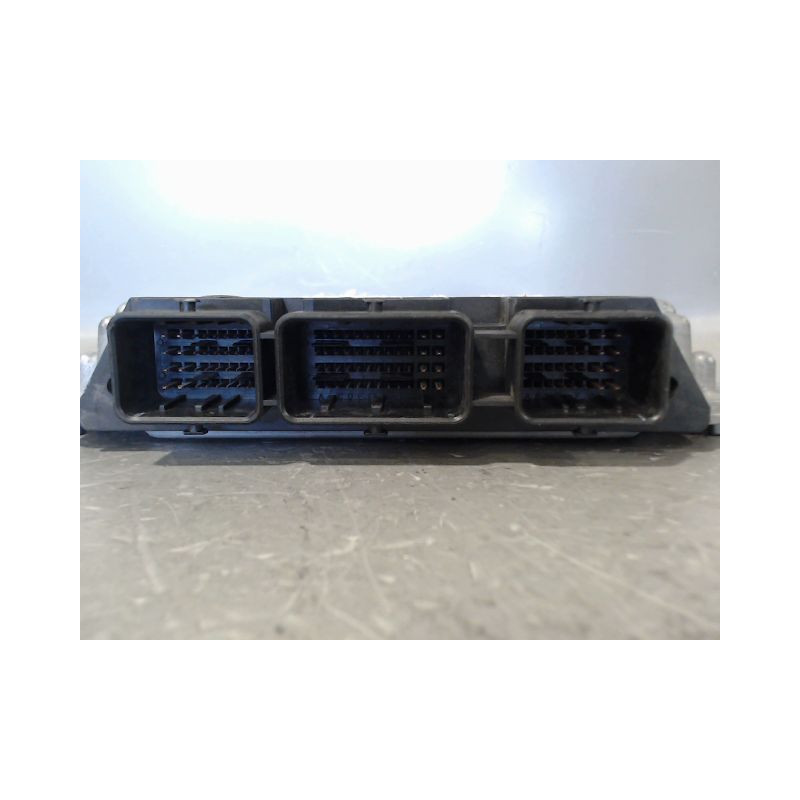 CALCULATEUR MOTEUR CITROEN C4 I Phase 1 2004-2008