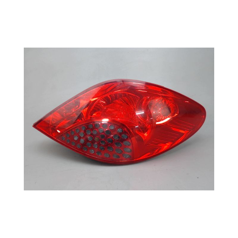 FEU ARRIERE DROIT PEUGEOT 207