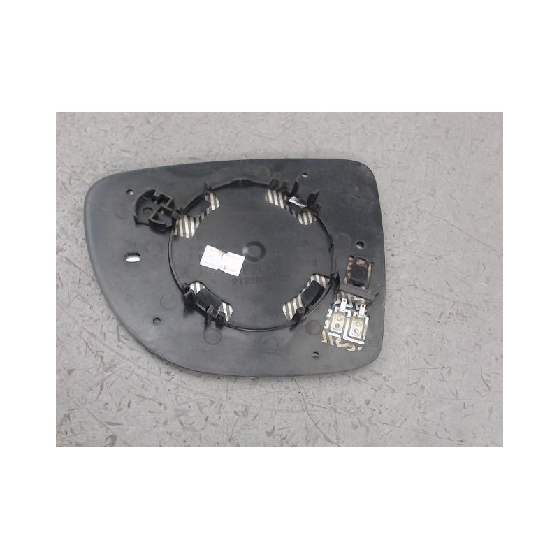 GLACE RETROVISEUR EXT D RENAULT CLIO