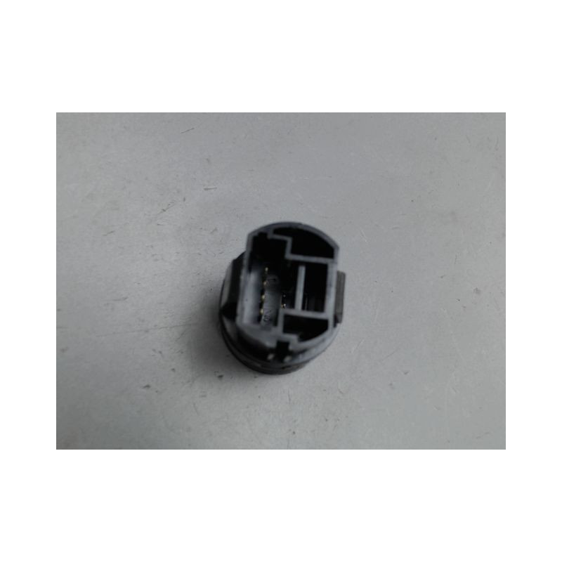 BOUTON DE DEMARRAGE RENAULT CLIO