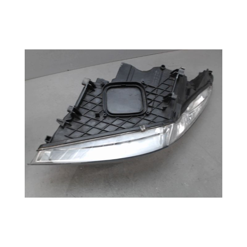 PHARE DROIT RENAULT MEGANE