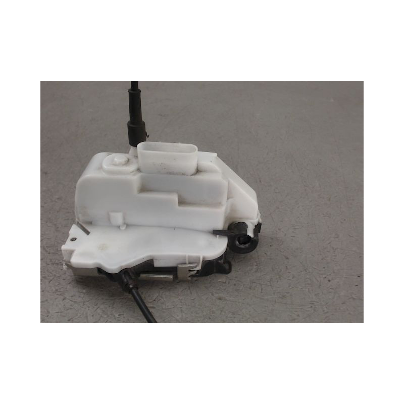 SYSTEME CONDAMNATION AVANT GAUCHE CITROEN C3