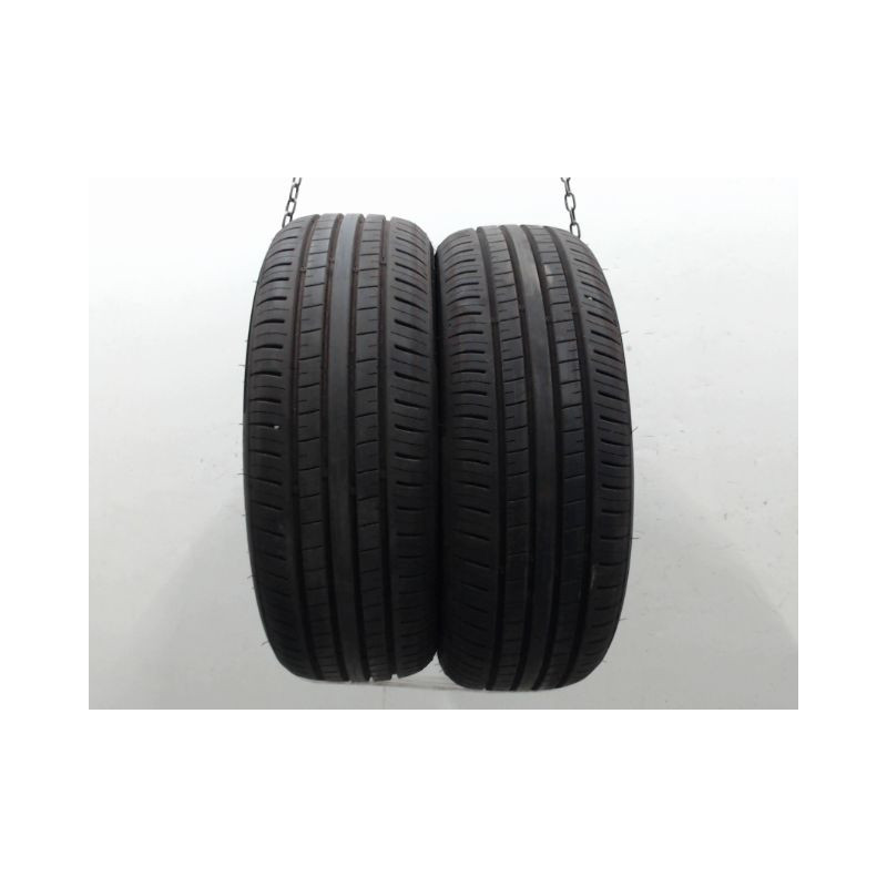 Paire de pneus TRIANGLE RELIAX TOURING TE307 205 60 16 96 V