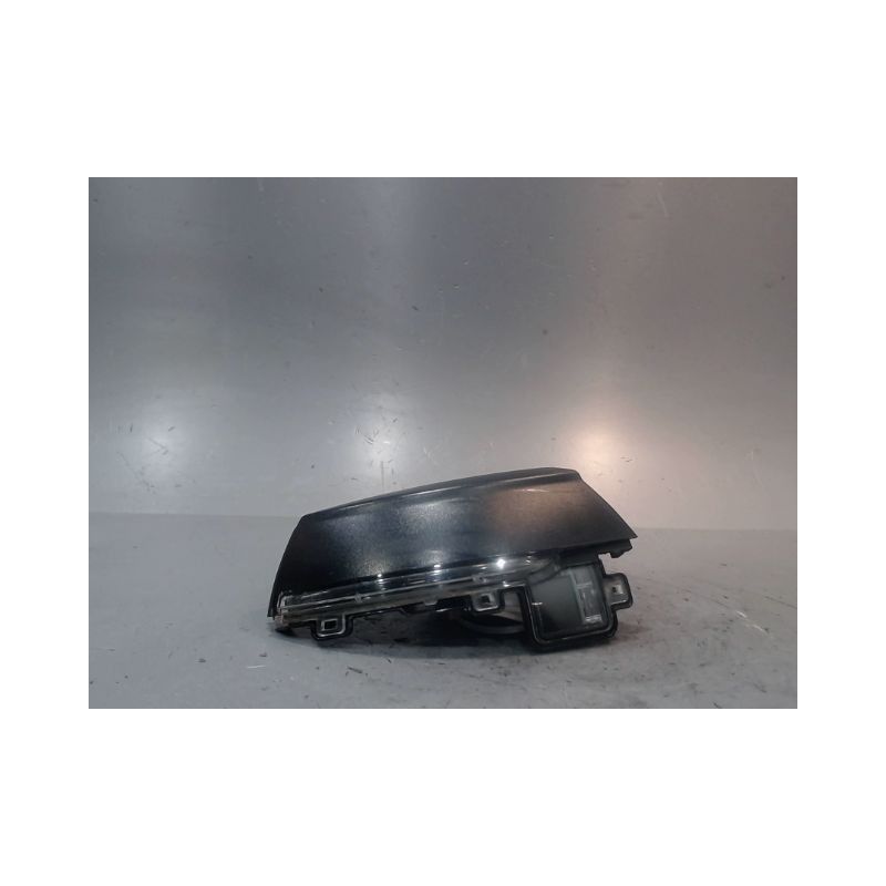 REPETITEUR RETROVISEUR GAUCHE VOLKSWAGEN POLO