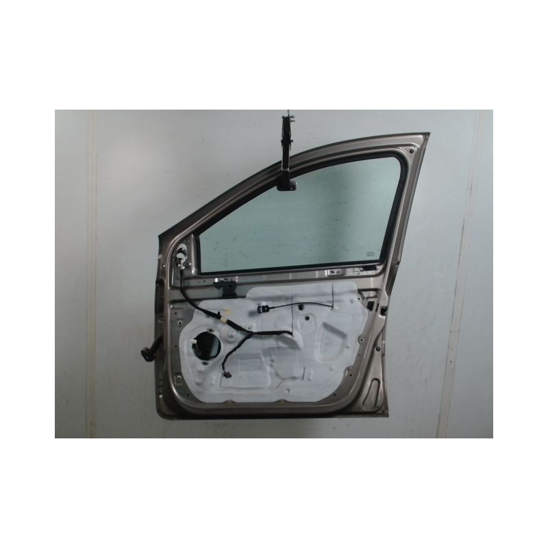 PORTE AVANT DROIT RENAULT CLIO