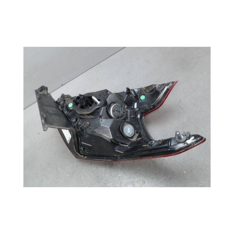 FEU ARRIERE DROIT PEUGEOT 308