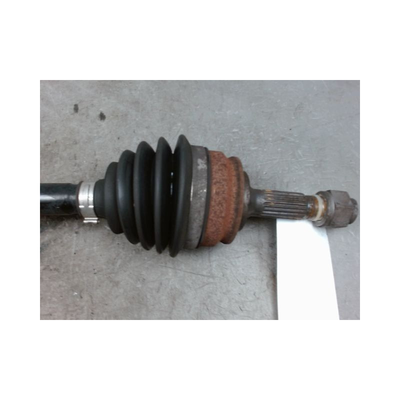 TRANSMISSION AVANT GAUCHE PEUGEOT 208 1.2 VTI 82