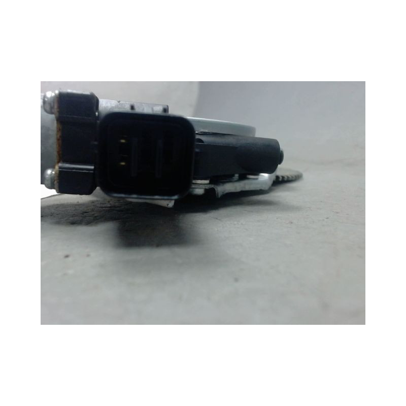 MECANISME+MOTEUR LEVE-GLACE AVANT DROIT MITSUBISHI ASX