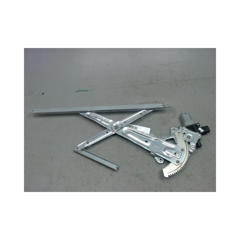 MECANISME+MOTEUR LEVE-GLACE AVANT DROIT MITSUBISHI ASX