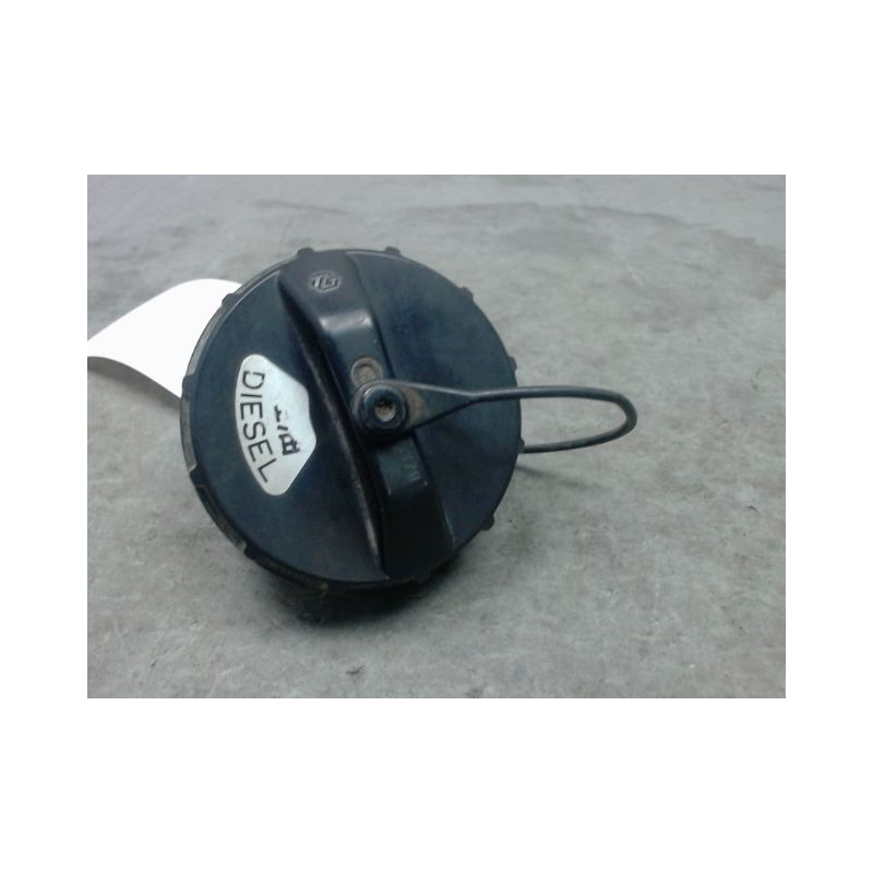 BOUCHON RESERVOIR A CARBURANT MITSUBISHI PAJERO 2003-