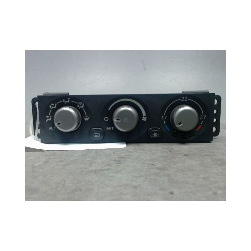 COMMANDE DE CHAUFFAGE MITSUBISHI PAJERO 2003-