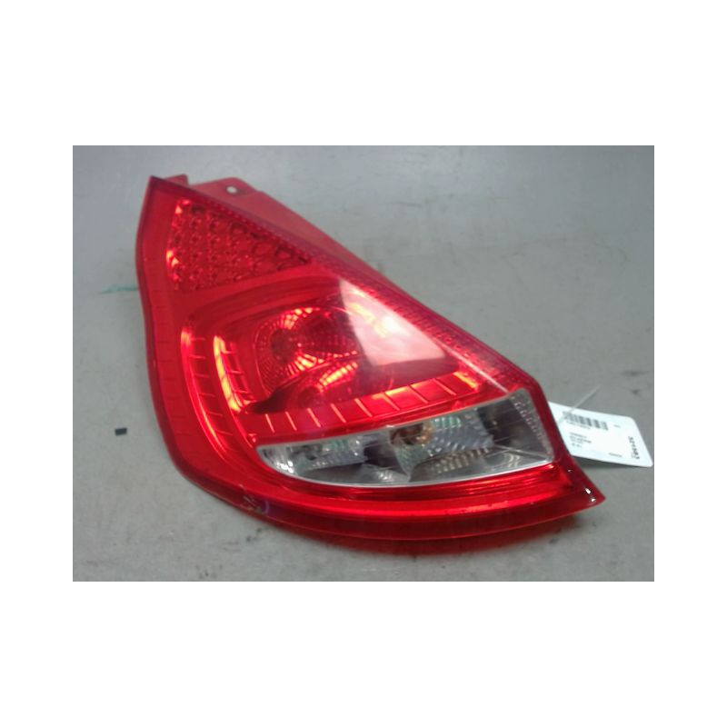 FEU ARRIERE GAUCHE  FORD FIESTA