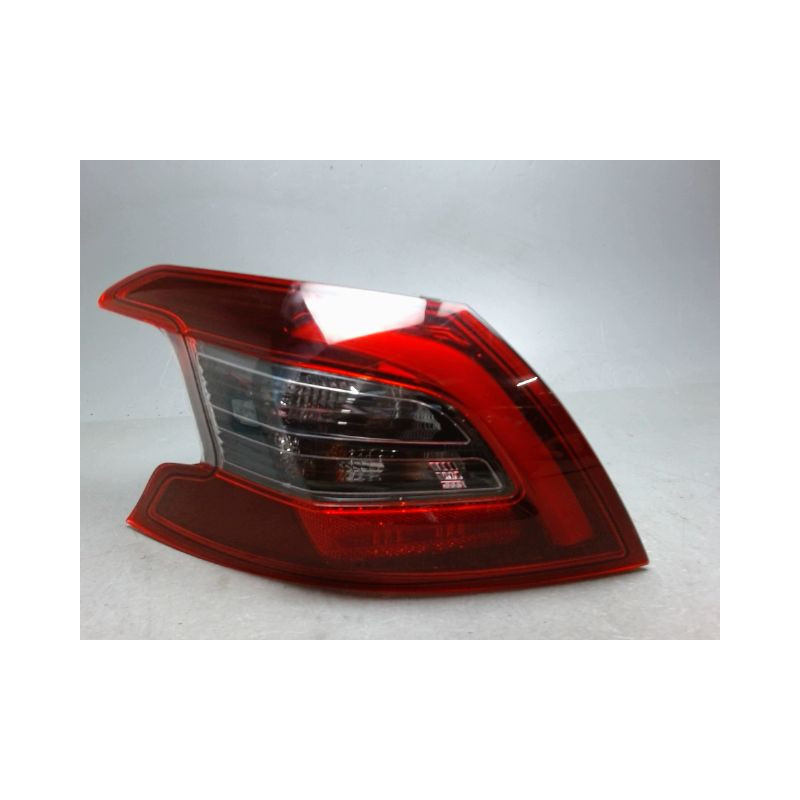 FEU ARRIERE GAUCHE  PEUGEOT 308