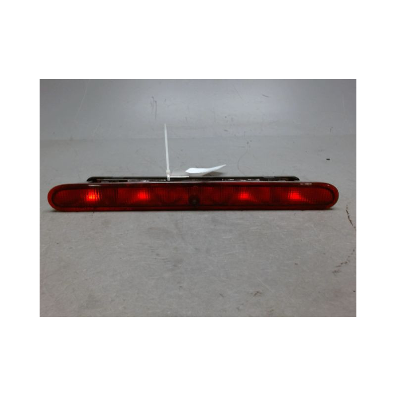 FEUX STOP SUPPLEMENTAIRE PEUGEOT 206+ 2009-