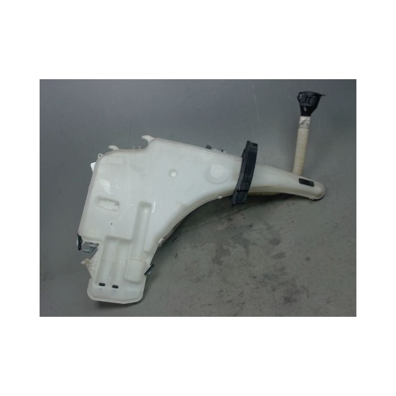 RESERVOIR LAVE-GLACE AVANT B.M.W. X1