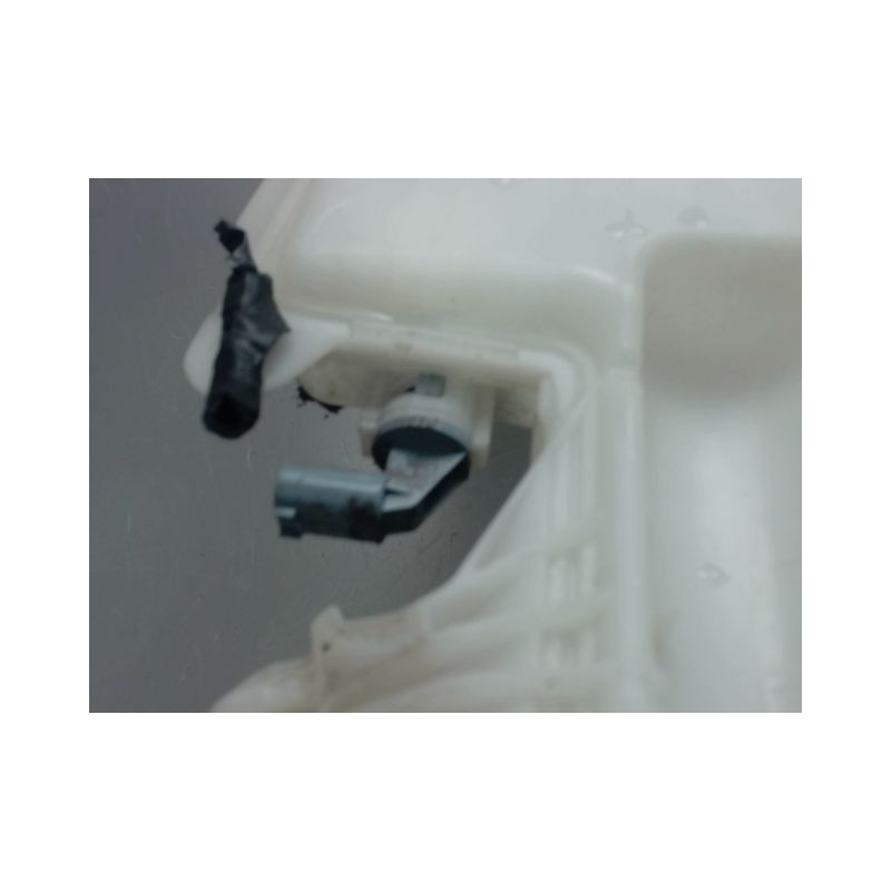RESERVOIR LAVE-GLACE AVANT B.M.W. X1