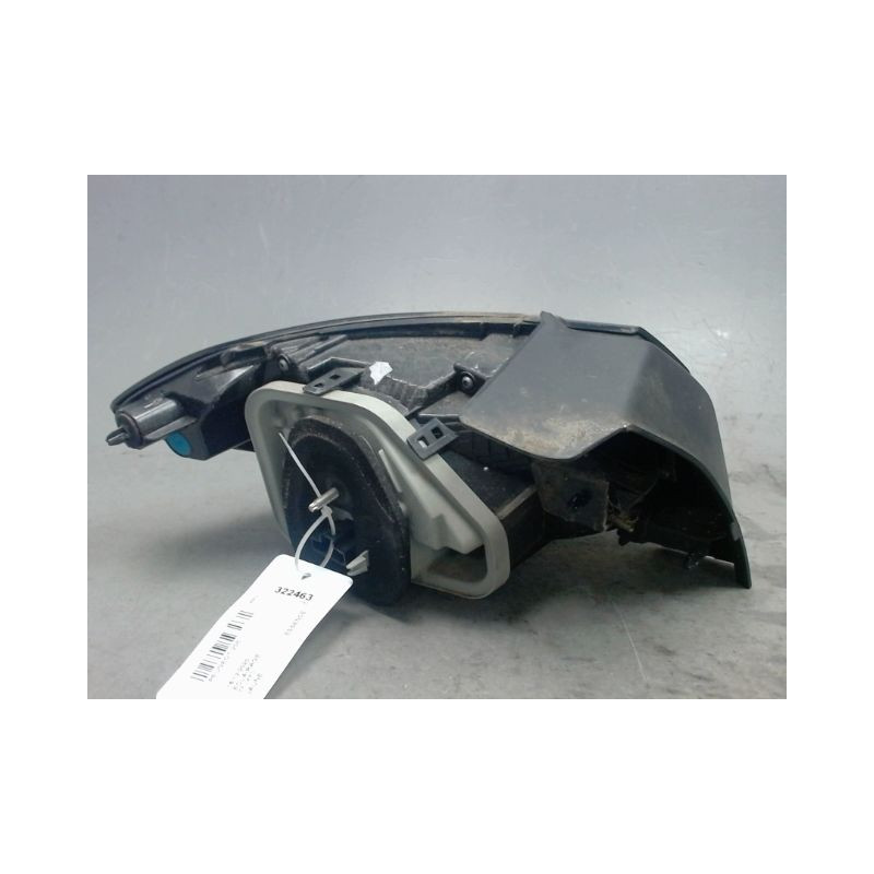 FEU ARRIERE DROIT PEUGEOT 208