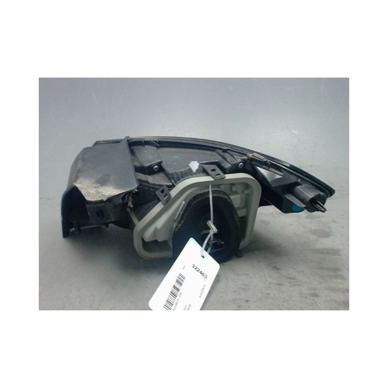 FEU ARRIERE GAUCHE  PEUGEOT 208