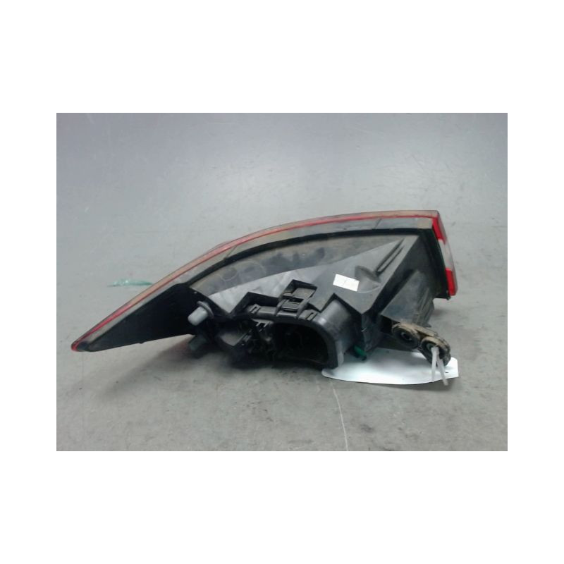 FEU ARRIERE DROIT RENAULT CLIO