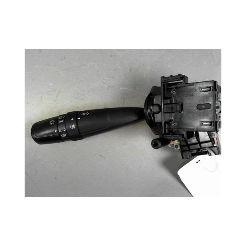 COMMANDE CLIGNOTANT SUZUKI SWIFT