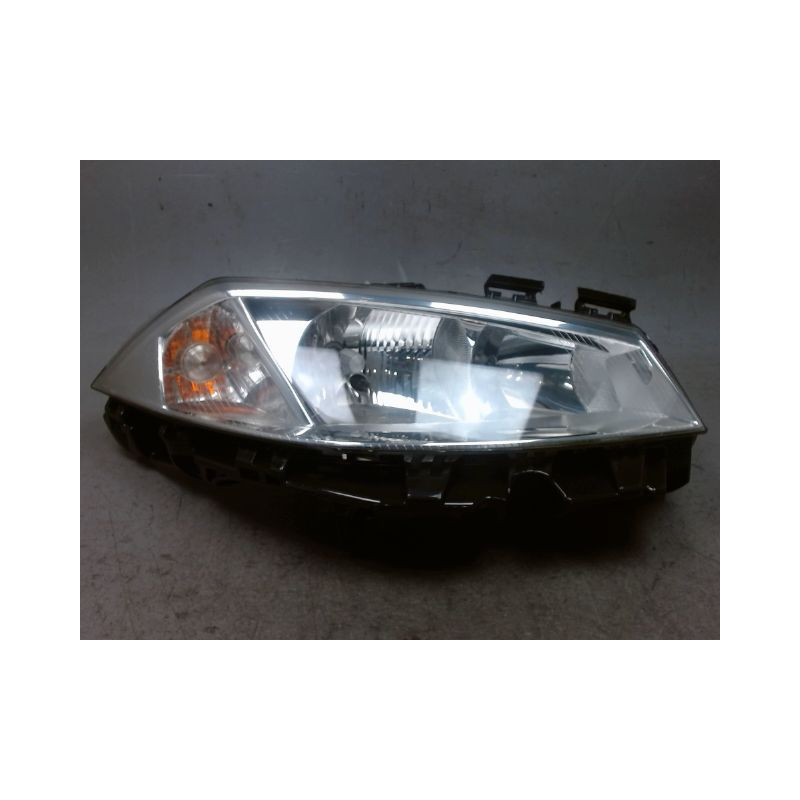PHARE DROIT RENAULT MEGANE
