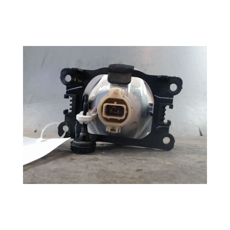 PHARE ANTIBROUILLARD AVANT GAUCHE PEUGEOT 208