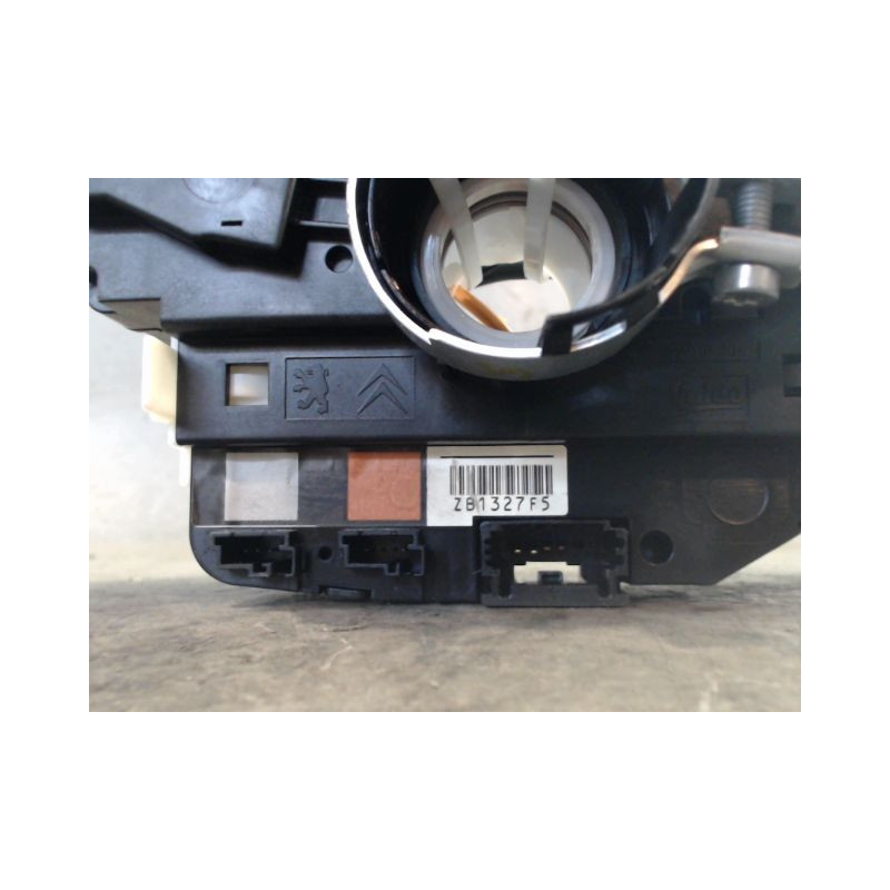 BLOC COMMODOS PEUGEOT 208