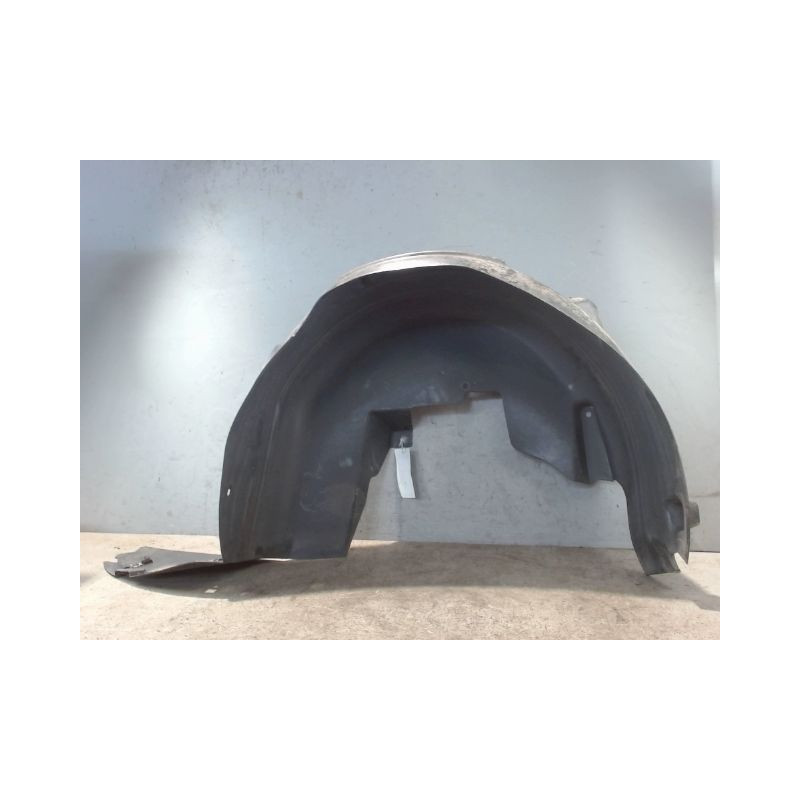 PARE-BOUE ARRIERE DROIT CITROEN C4 PICASSO 007-