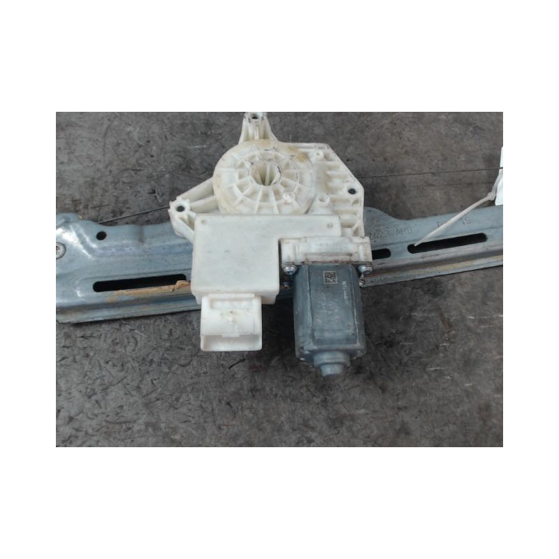 MECANISME+MOTEUR LEVE-GLACE ARRIERE DROIT PEUGEOT 308 2011-