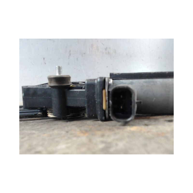 MECANISME+MOTEUR LEVE-GLACE AVANT GAUCHE FIAT 500 2007-
