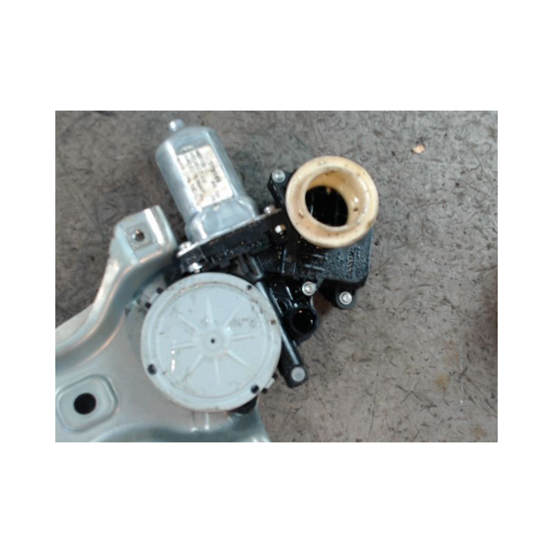 MECANISME+MOTEUR LEVE-GLACE AVANT GAUCHE TOYOTA YARIS 2005-