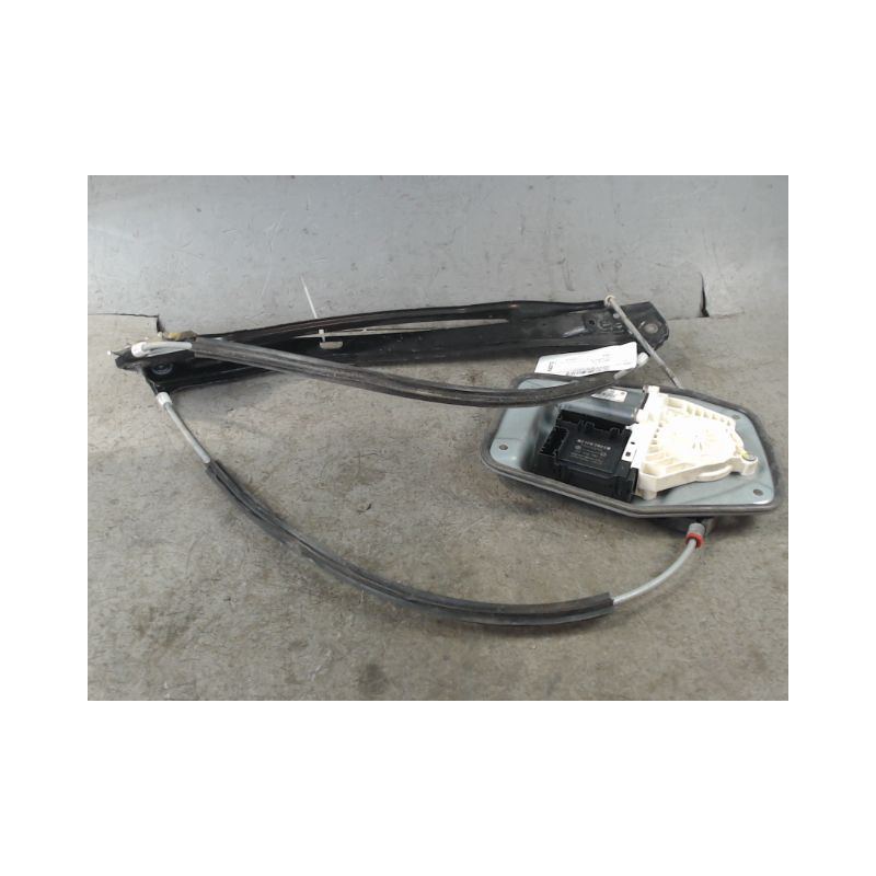 MECANISME+MOTEUR LEVE-GLACE AVANT DROIT VOLKSWAGEN GOLF V 2003-2009