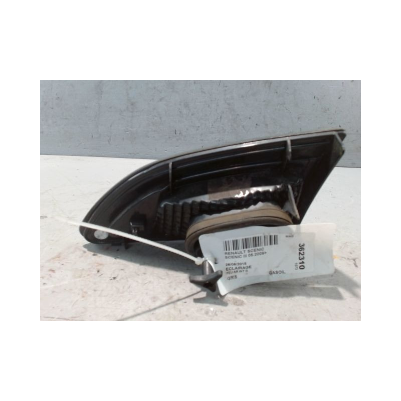 FEU ARRIERE INTERIEUR GAUCHE RENAULT SCENIC III 2009-