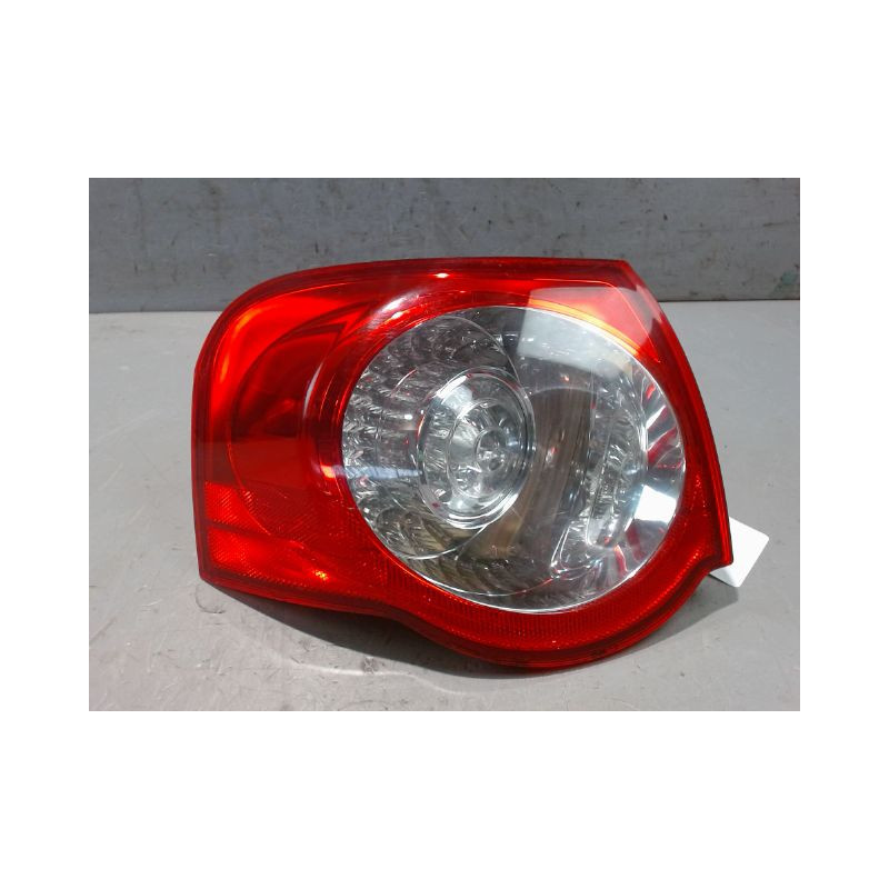 FEU ARRIERE GAUCHE  VOLKSWAGEN PASSAT SW 2005-