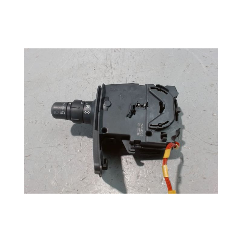COMMANDE CLIGNOTANT RENAULT CLIO III ESTATE 2008-