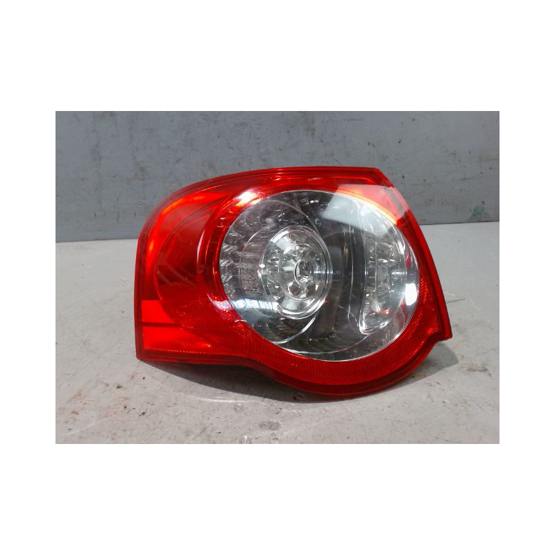 FEU ARRIERE GAUCHE  VOLKSWAGEN PASSAT SW 2005-