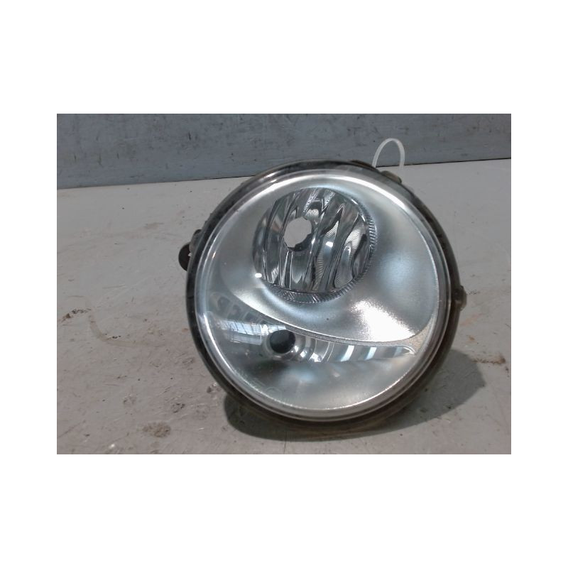 PHARE ANTIBROUILLARD AVANT DROIT RENAULT TWINGO 2