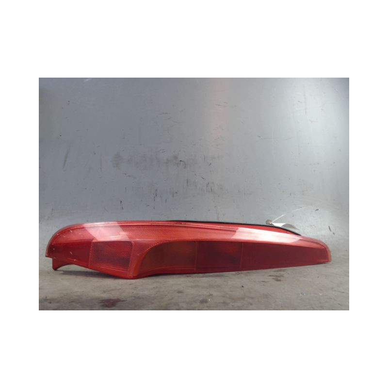 FEU ARRIERE GAUCHE  FIAT PUNTO 99-2003