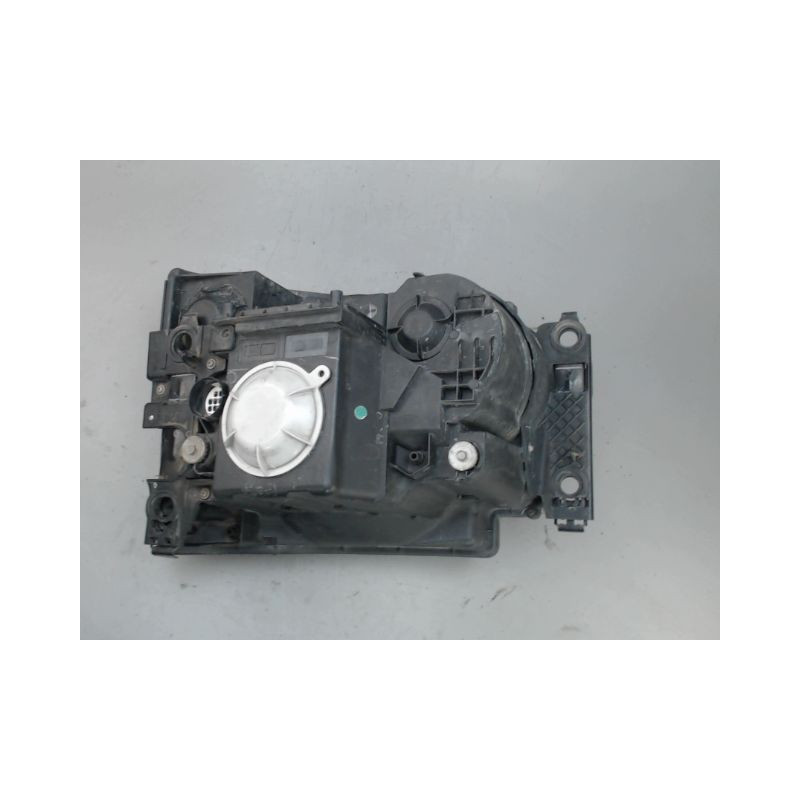 PHARE DROIT LAND ROVER DISCOVERY