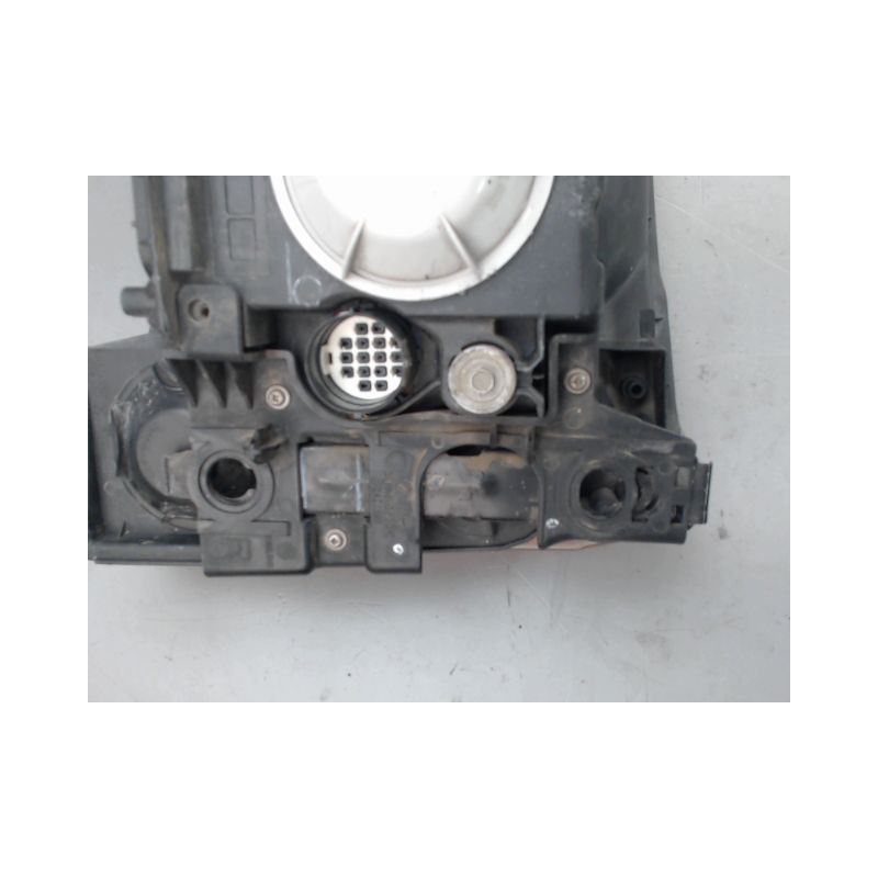 PHARE DROIT LAND ROVER DISCOVERY