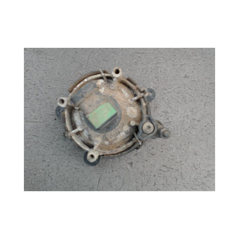 PHARE ANTIBROUILLARD AVANT DROIT LAND ROVER DISCOVERY